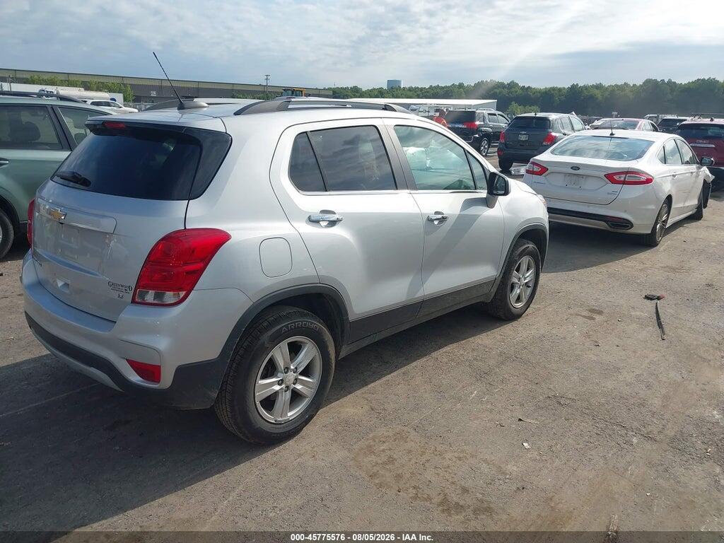 3GNCJPSB4HL268492 2017 CHEVROLET TRAX photo no. 4