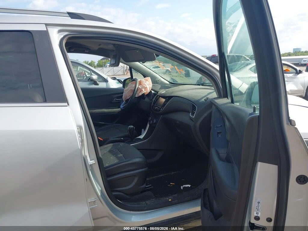 3GNCJPSB4HL268492 2017 CHEVROLET TRAX photo no. 5