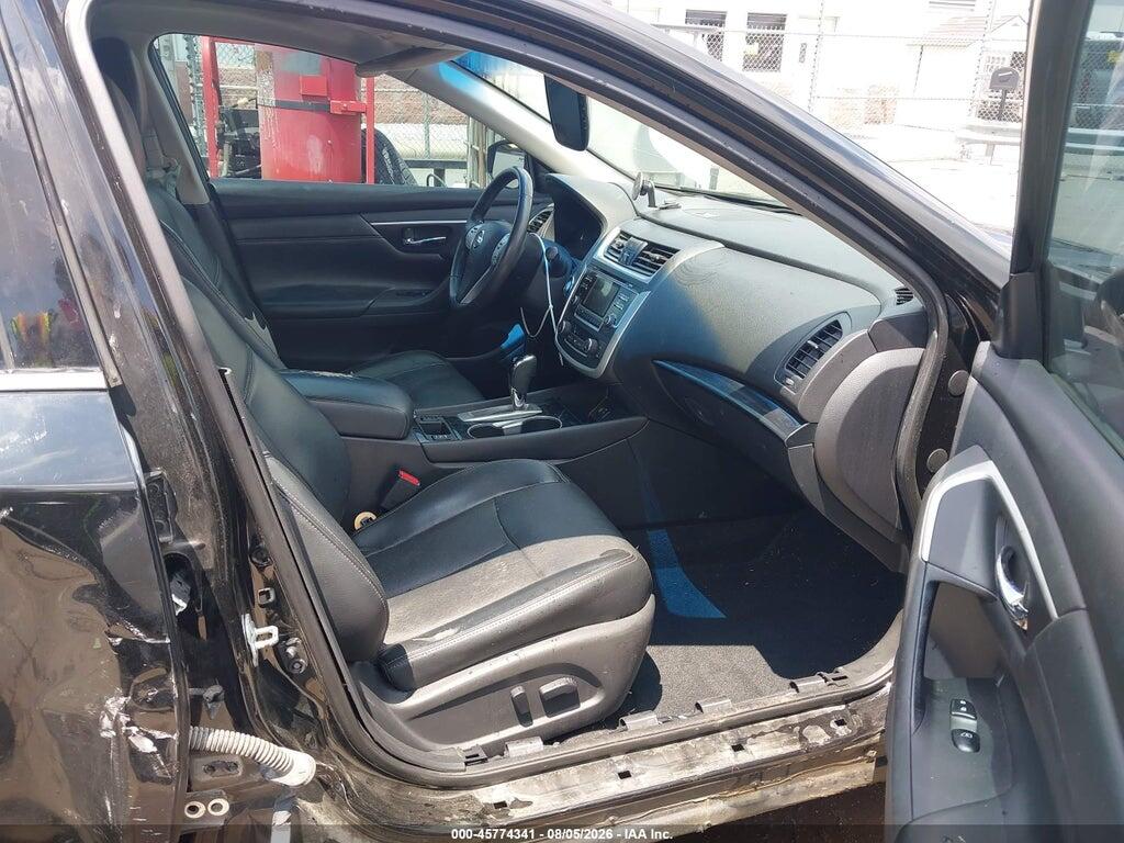 1N4AL3AP1HC198628 2017 NISSAN ALTIMA photo no. 5