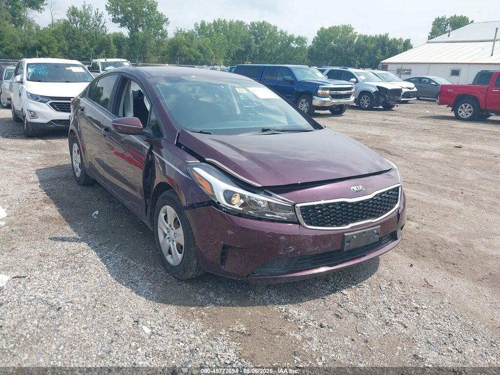 3KPFK4A73HE135922 2017 KIA FORTE photo no. 1