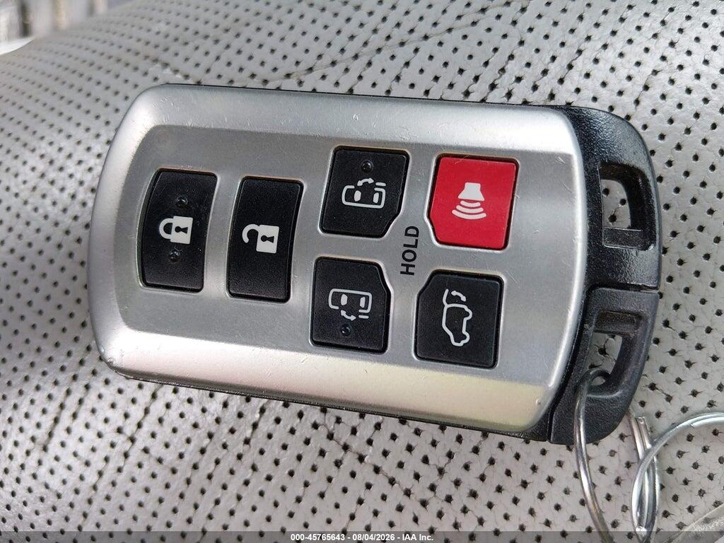 5TDYZ3DC6HS786457 2017 TOYOTA SIENNA photo no. 11