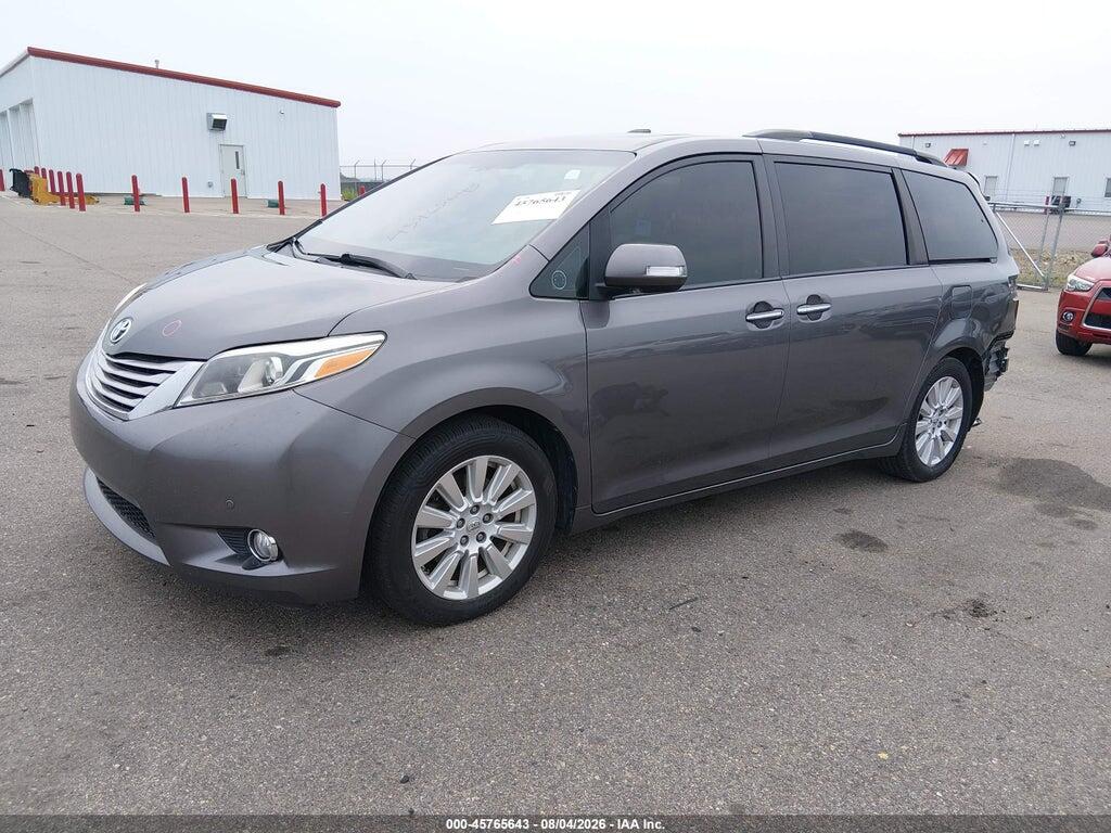 5TDYZ3DC6HS786457 2017 TOYOTA SIENNA photo no. 2