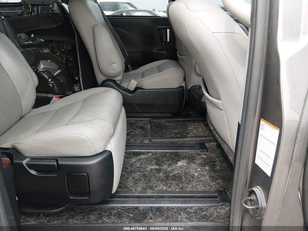 5TDYZ3DC6HS786457 2017 TOYOTA SIENNA photo no. 8
