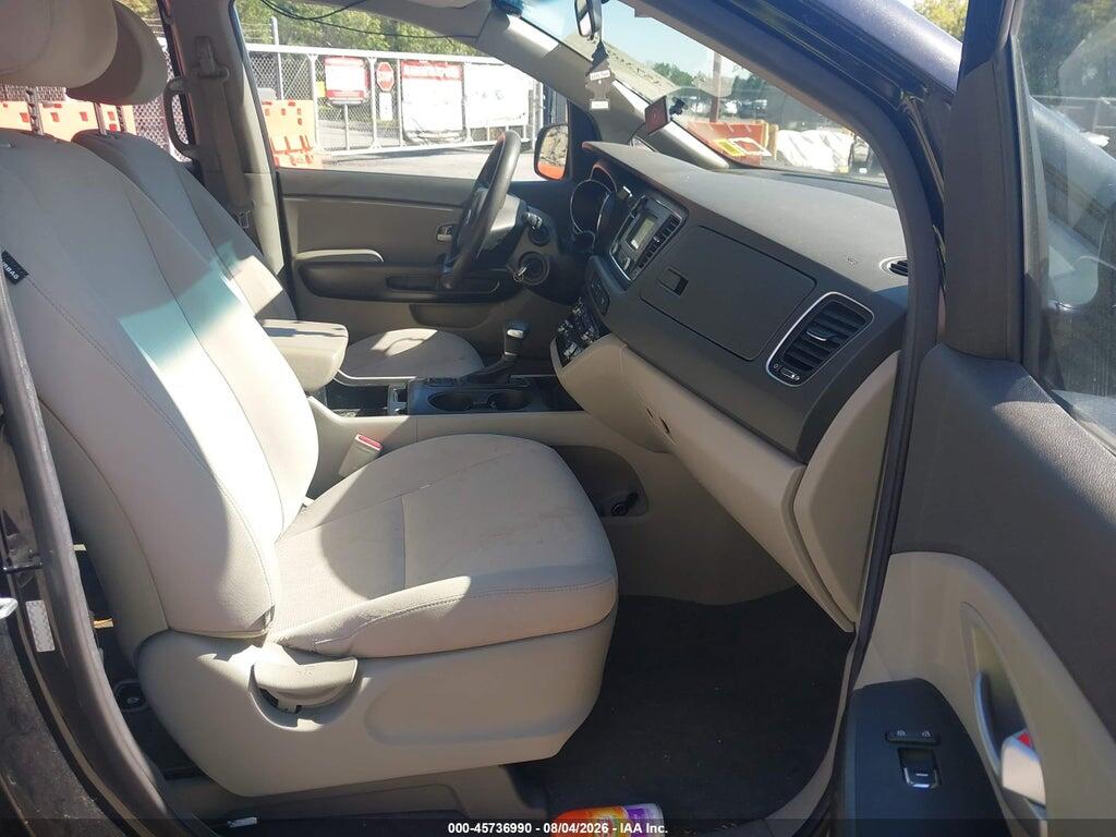 KNDMA5C19H6282874 2017 KIA SEDONA photo no. 5