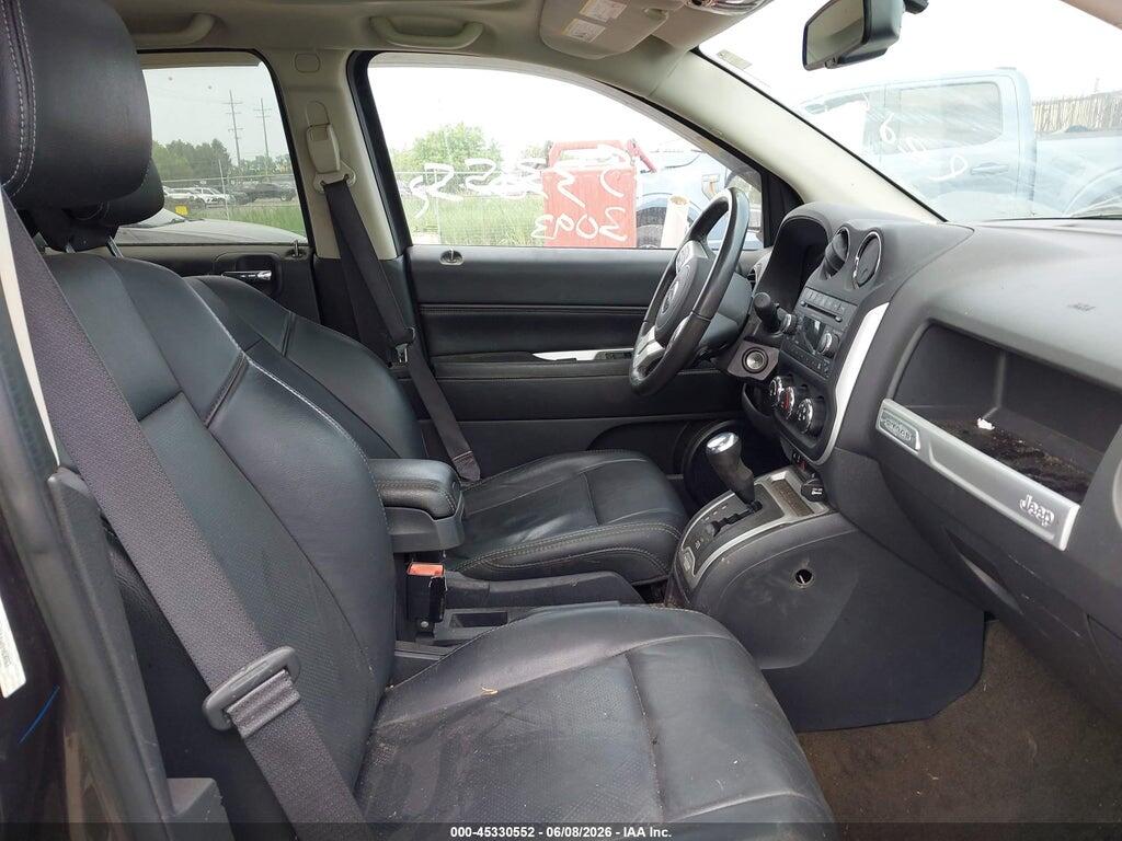 1C4NJCEB8HD163093 2017 JEEP COMPASS photo no. 5