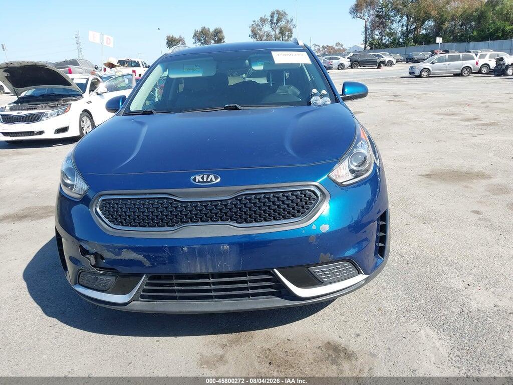 KNDCB3LC1J5206558 2018 KIA NIRO photo no. 12