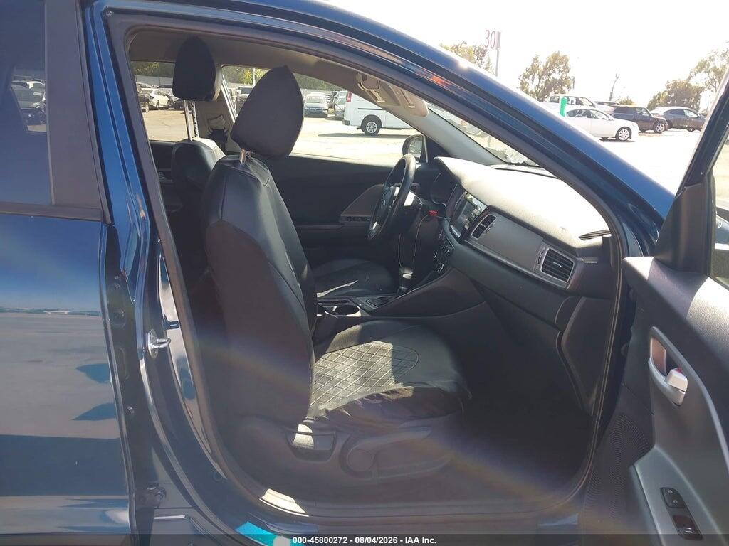 KNDCB3LC1J5206558 2018 KIA NIRO photo no. 5