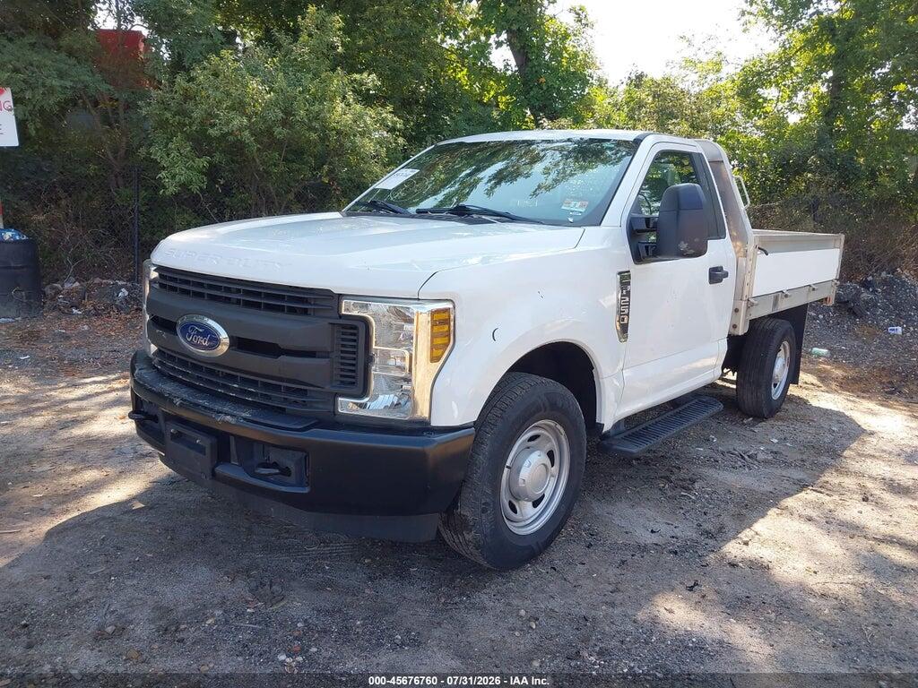 1FDBF2A68JEC26907 2018 FORD F-250 photo no. 2