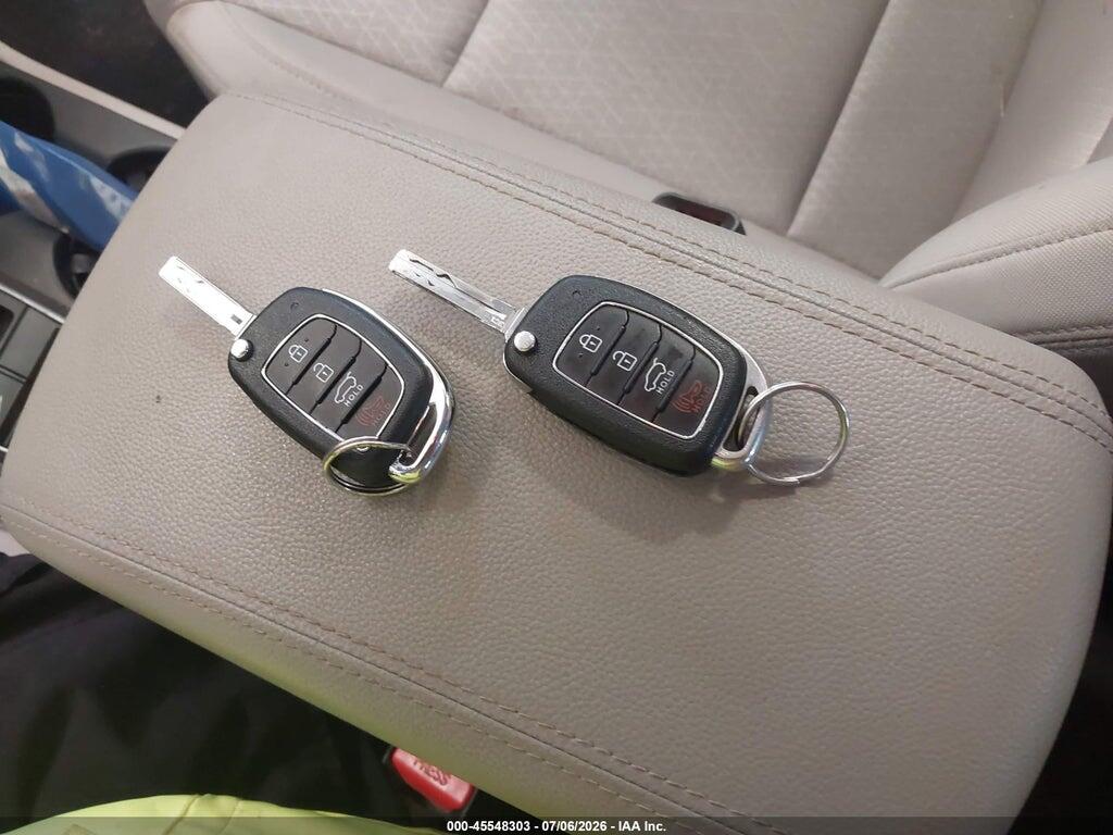 KM8J2CA42JU655705 2018 HYUNDAI TUCSON photo no. 11