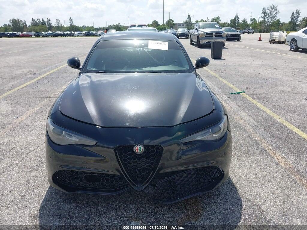 ZARFAEBN1J7566504 2018 ALFA ROMEO GIULIA photo no. 12