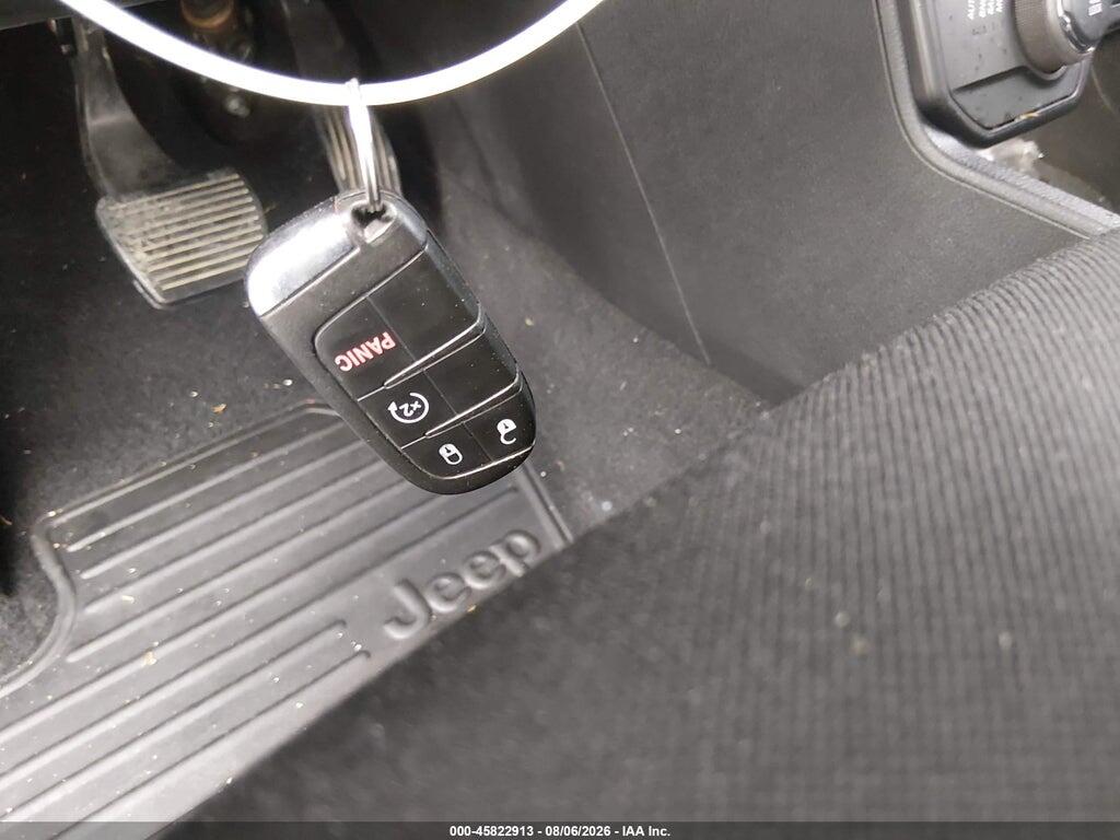 ZACCJBBBXJPJ44944 2018 JEEP RENEGADE photo no. 11