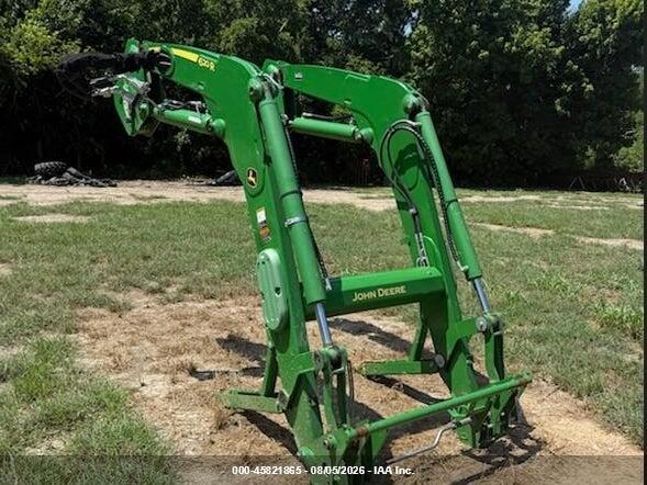 1P0620RXTJD006709 2018 JOHN DEERE 620R LOADER ATTACHMENT photo no. 2
