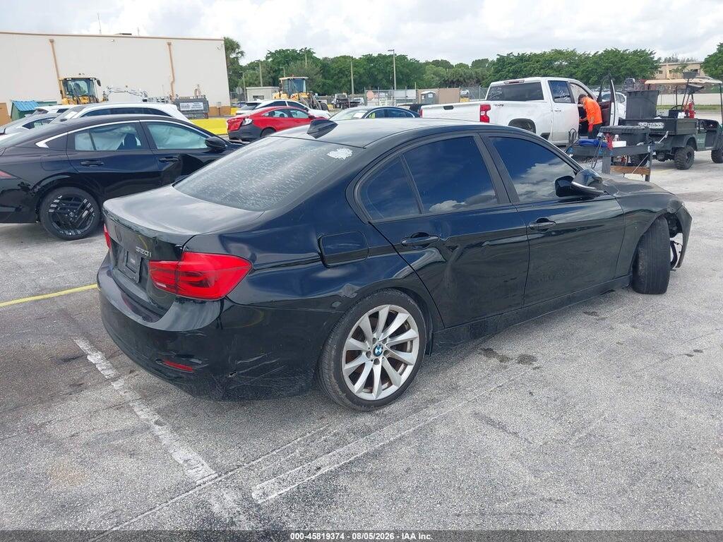 WBA8A9C54JK622700 2018 BMW 320I photo no. 4
