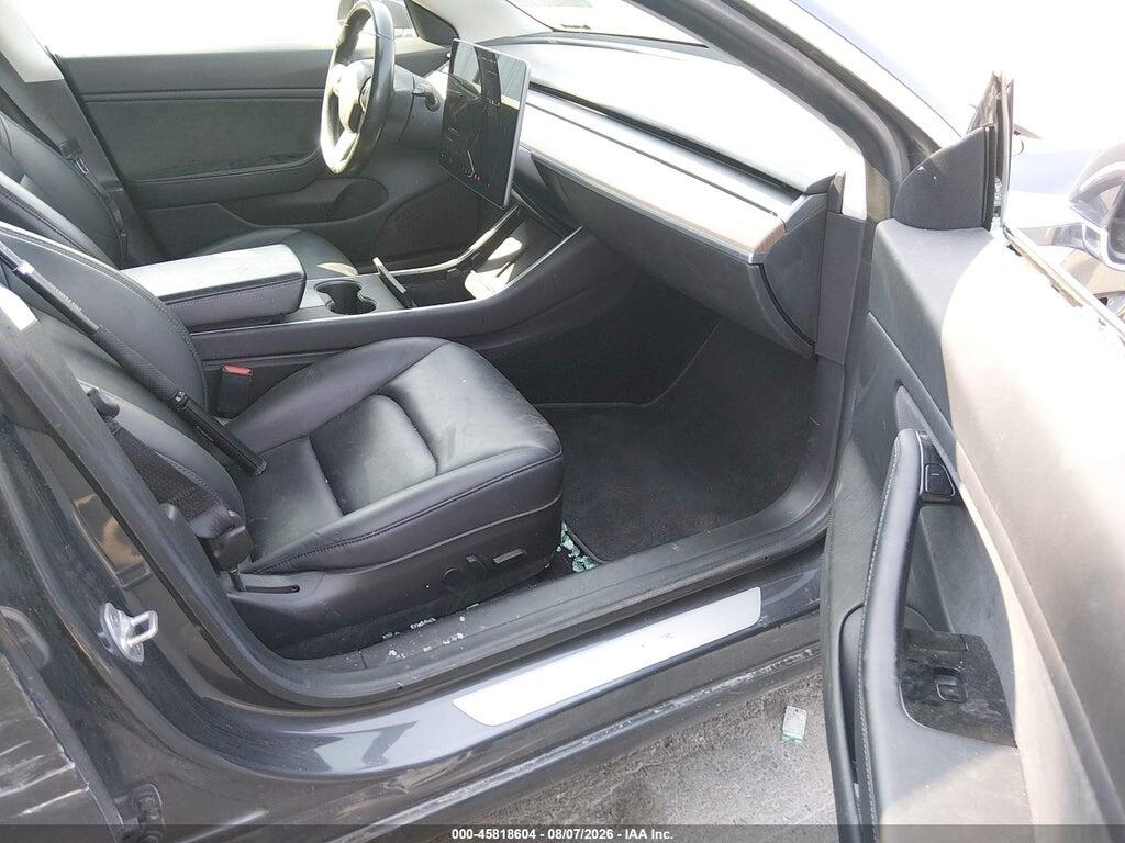 5YJ3E1EB3JF132302 2018 TESLA MODEL 3 photo no. 5