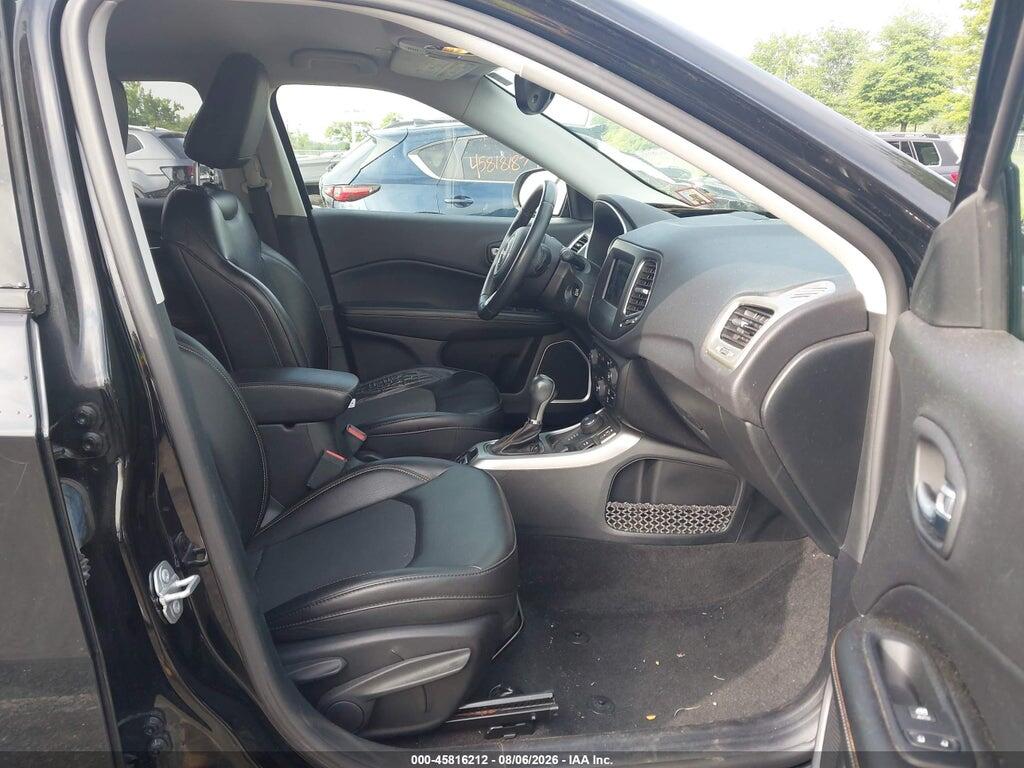 3C4NJDBB0JT178231 2018 JEEP COMPASS photo no. 5