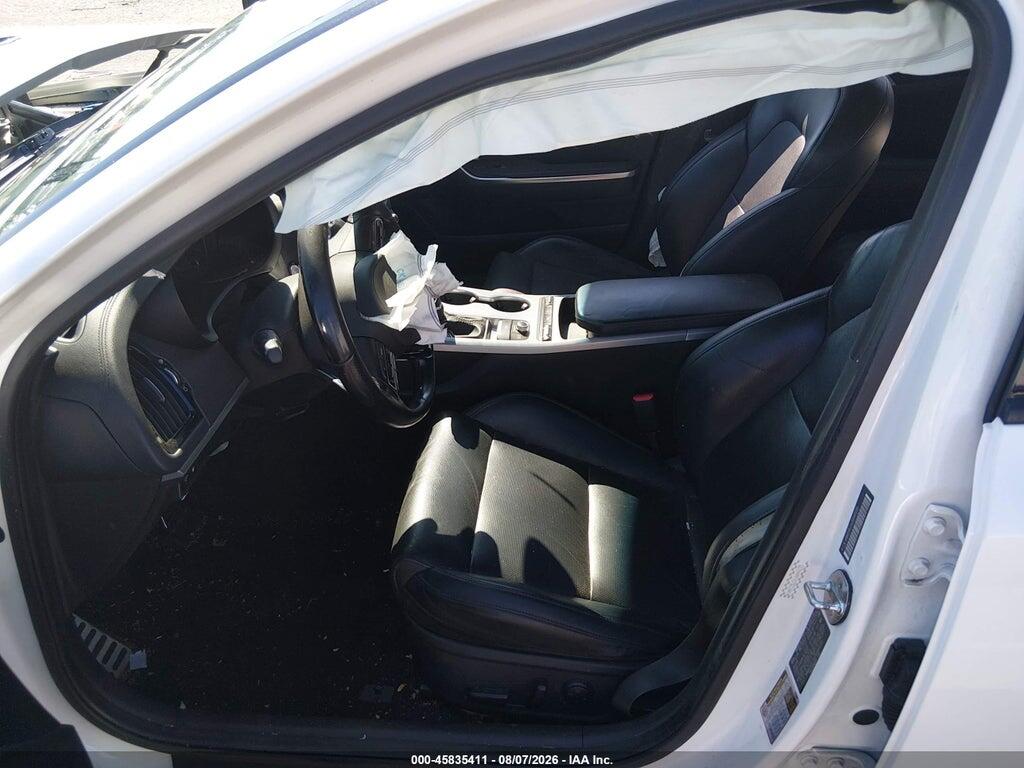 KNAE35LC0J6040235 2018 KIA STINGER photo no. 5