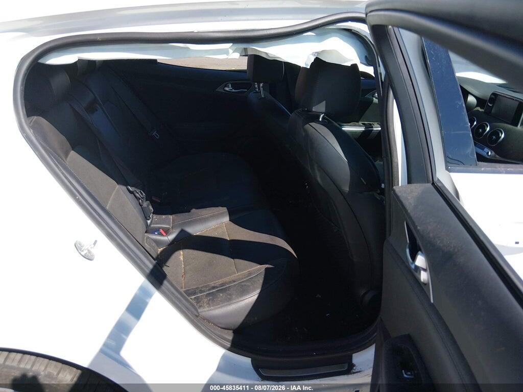 KNAE35LC0J6040235 2018 KIA STINGER photo no. 8
