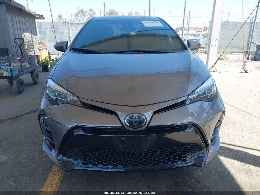 5YFBURHE8JP787370 2018 TOYOTA COROLLA photo no. 12