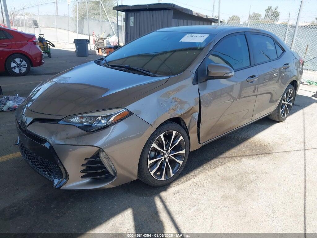 5YFBURHE8JP787370 2018 TOYOTA COROLLA photo no. 2