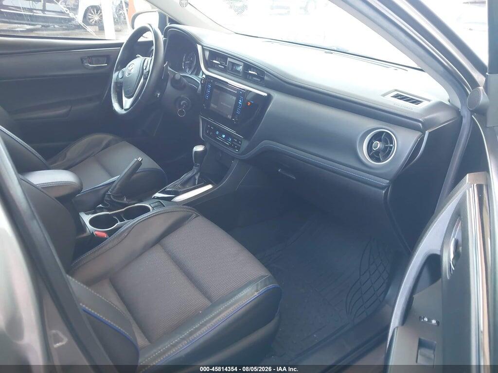 5YFBURHE8JP787370 2018 TOYOTA COROLLA photo no. 5