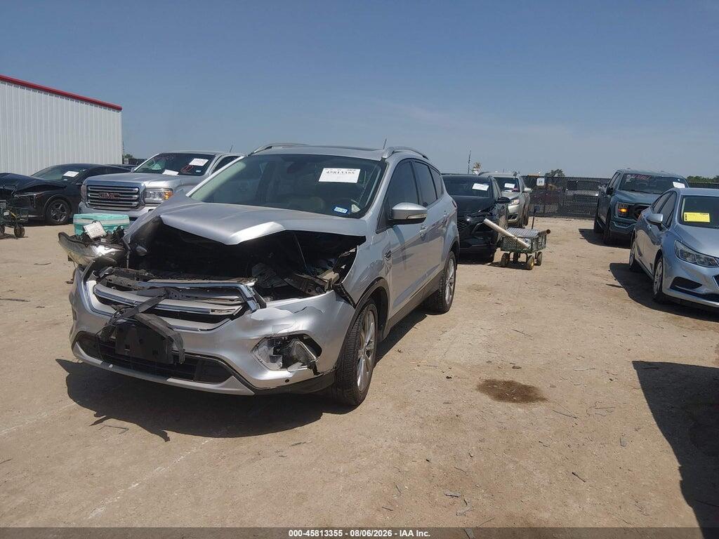 1FMCU9J96JUA57795 2018 FORD ESCAPE photo no. 2