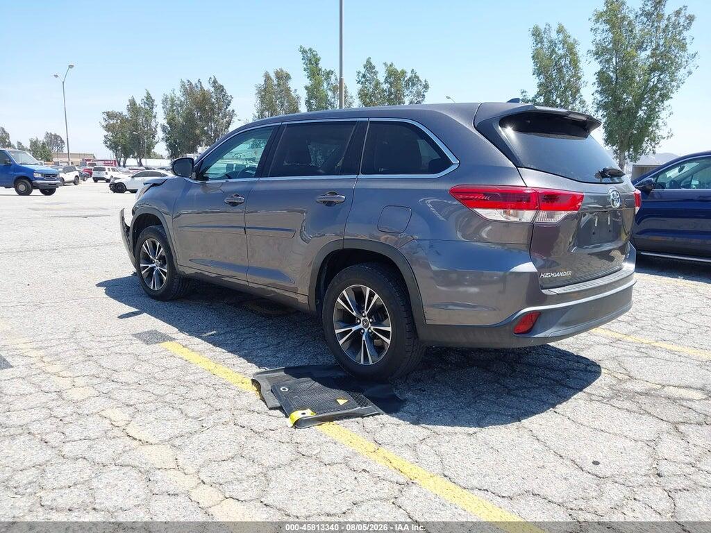 5TDZZRFH1JS252448 2018 TOYOTA HIGHLANDER photo no. 3
