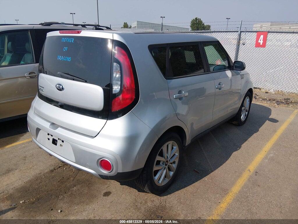 KNDJP3A58J7566900 2018 KIA SOUL photo no. 4