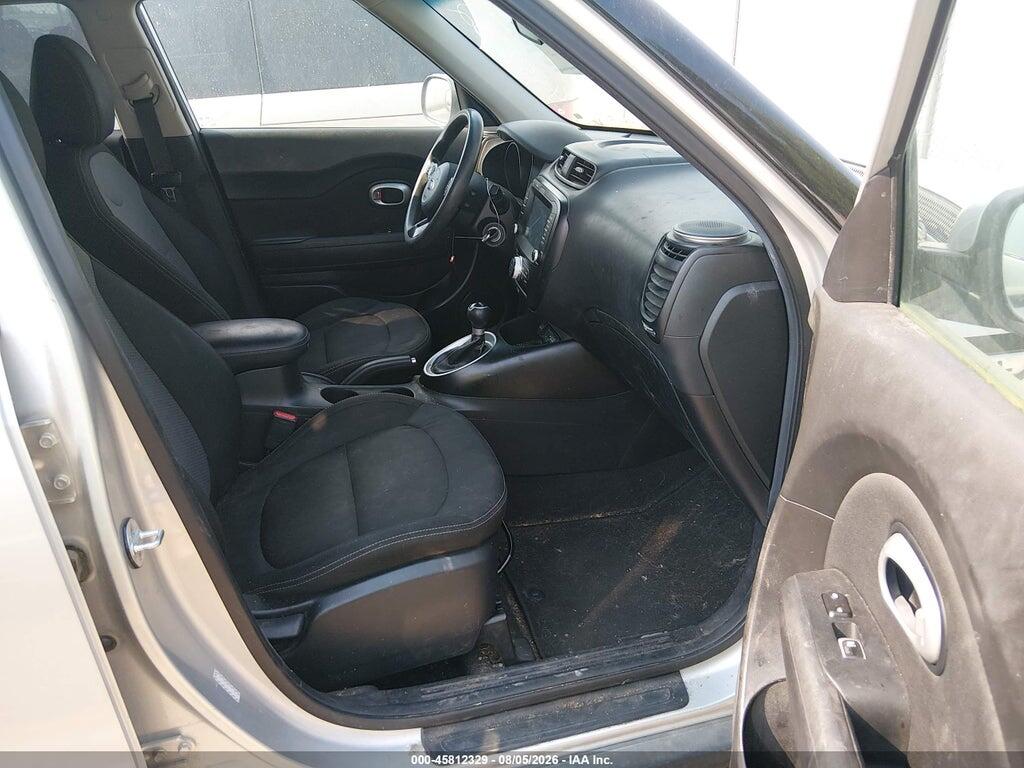 KNDJP3A58J7566900 2018 KIA SOUL photo no. 5