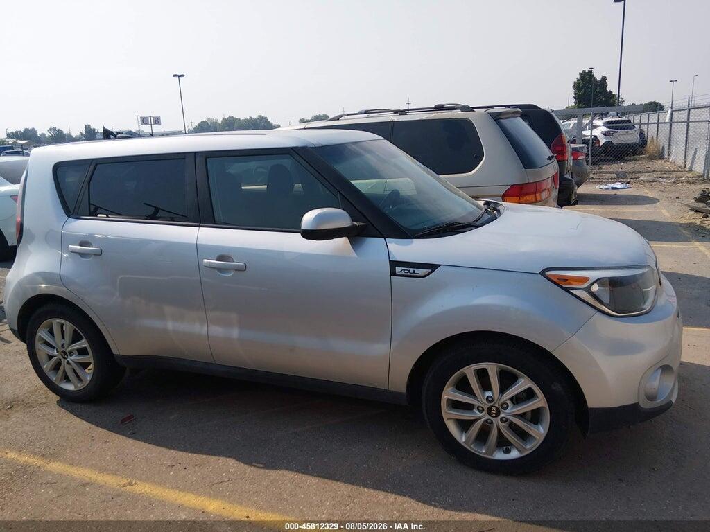 KNDJP3A58J7566900 2018 KIA SOUL photo no. 6