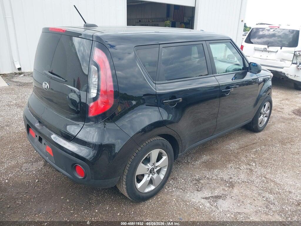 KNDJN2A22J7599378 2018 KIA SOUL photo no. 4