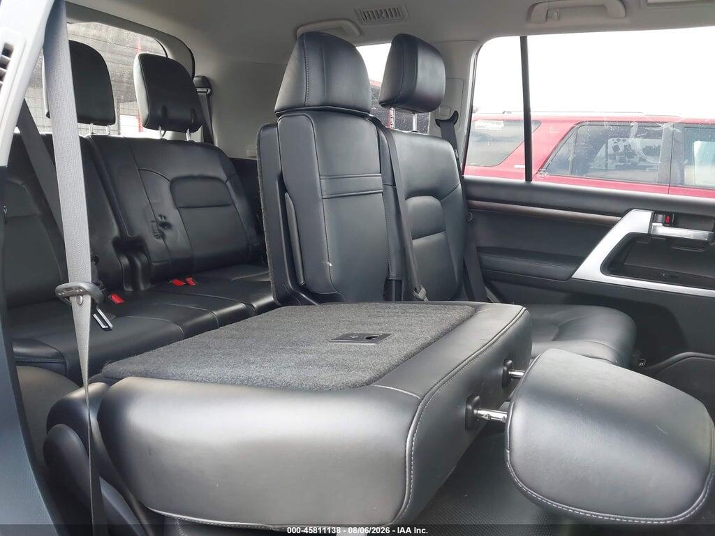 JTMCY7AJ7J4064567 2018 TOYOTA LAND CRUISER photo no. 8