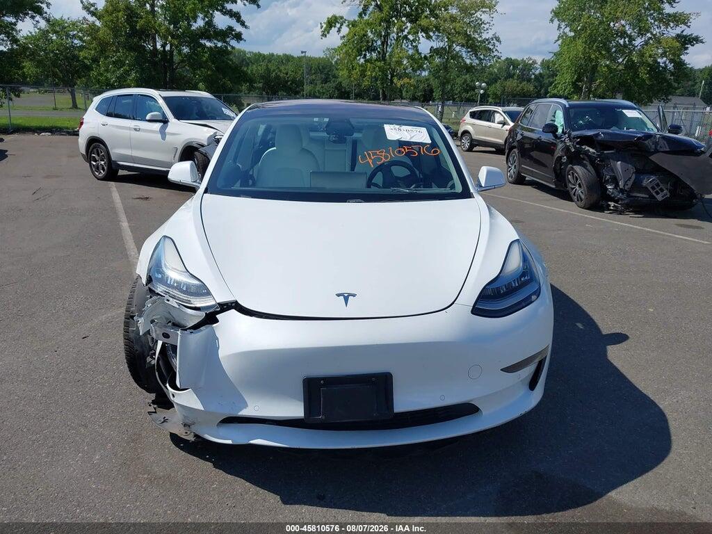 5YJ3E1EB5JF055951 2018 TESLA MODEL 3 photo no. 12