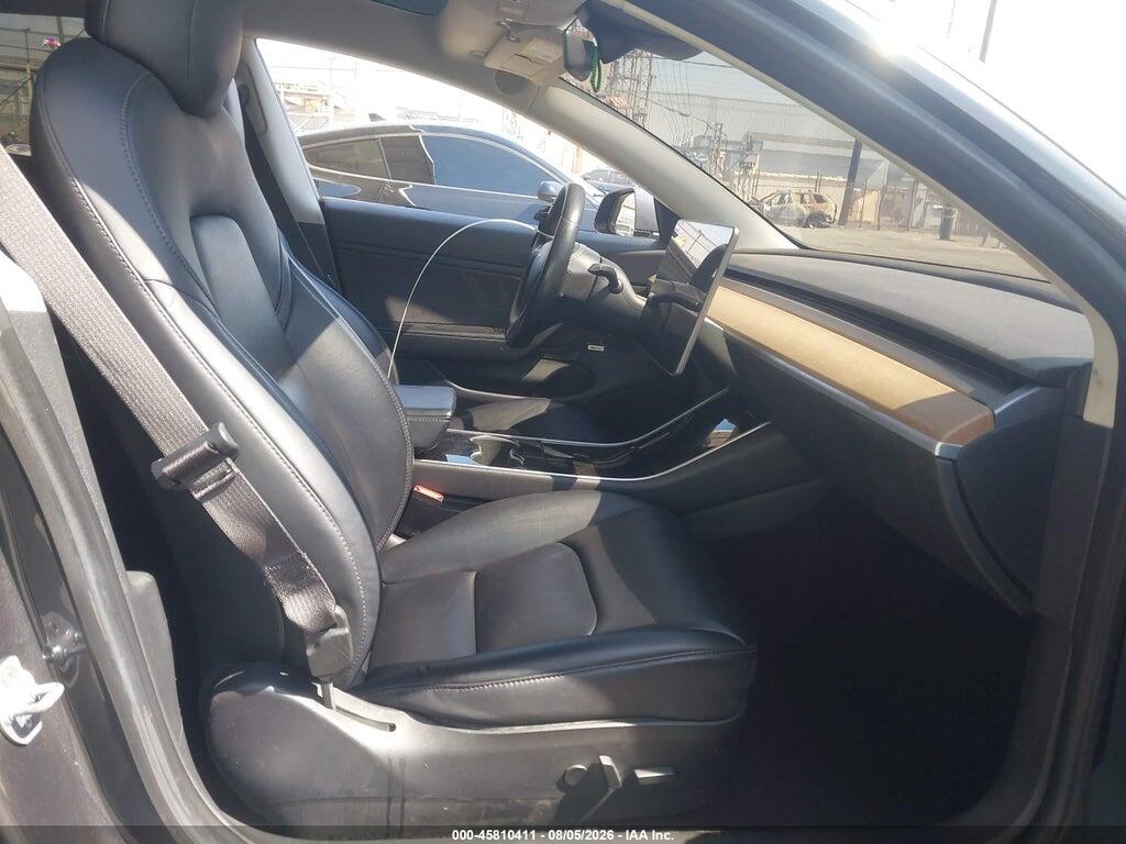 5YJ3E1EA9JF045401 2018 TESLA MODEL 3 photo no. 5