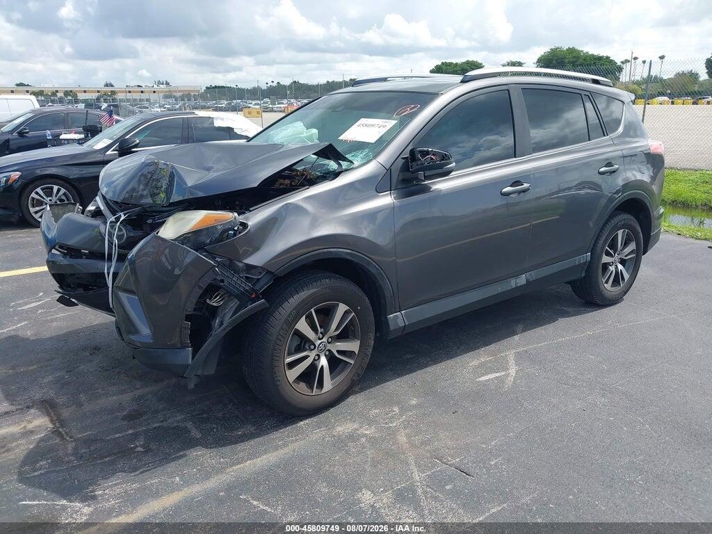 2T3WFREV4JW419452 2018 TOYOTA RAV4 photo no. 2