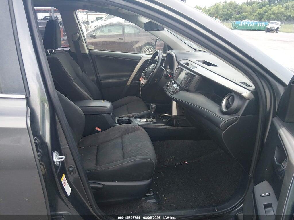 JTMWFREVXJJ199992 2018 TOYOTA RAV4 photo no. 5