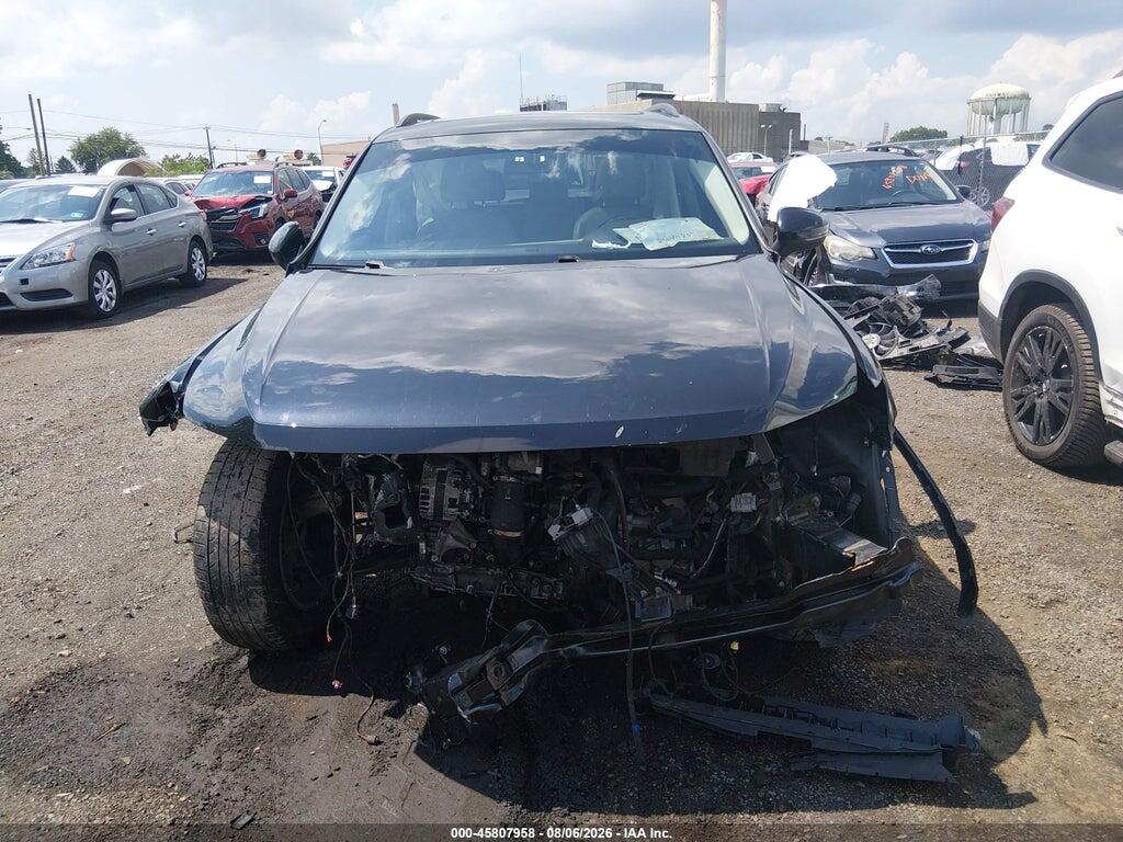 3VV3B7AX0JM175960 2018 VOLKSWAGEN TIGUAN photo no. 12