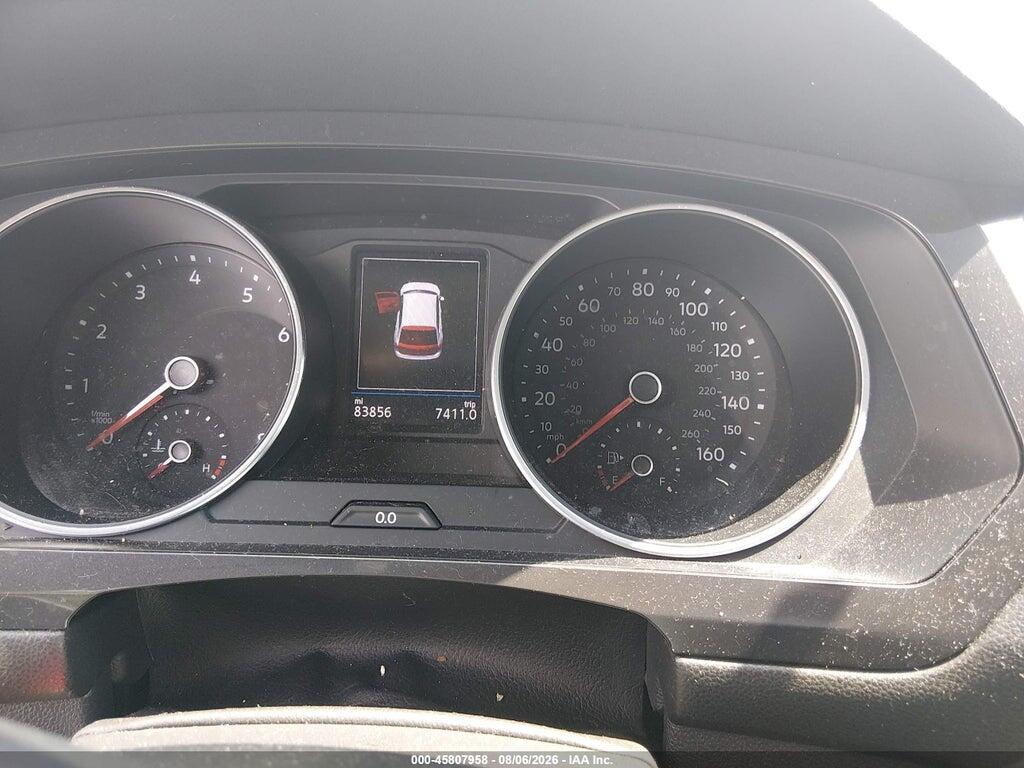 3VV3B7AX0JM175960 2018 VOLKSWAGEN TIGUAN photo no. 7