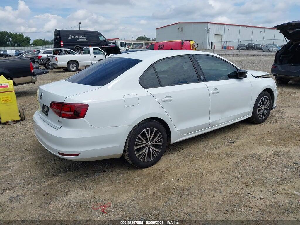 3VWDB7AJ3JM230607 2018 VOLKSWAGEN JETTA photo no. 4