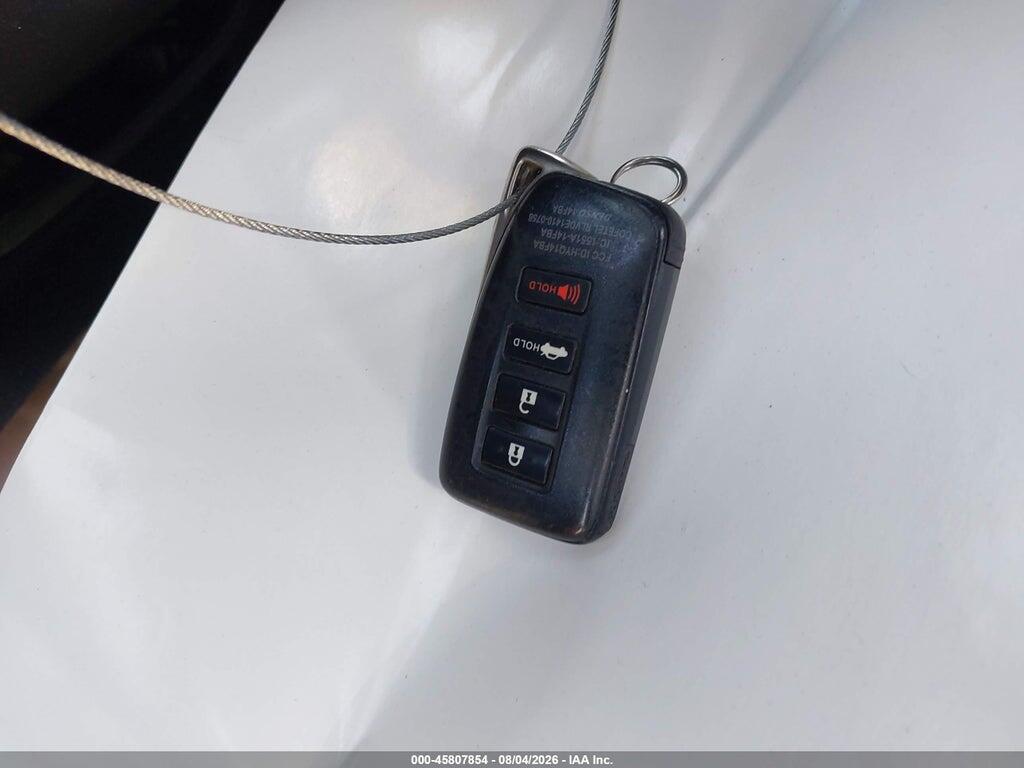 JTHBA1D2XJ5065934 2018 LEXUS IS 300 photo no. 11