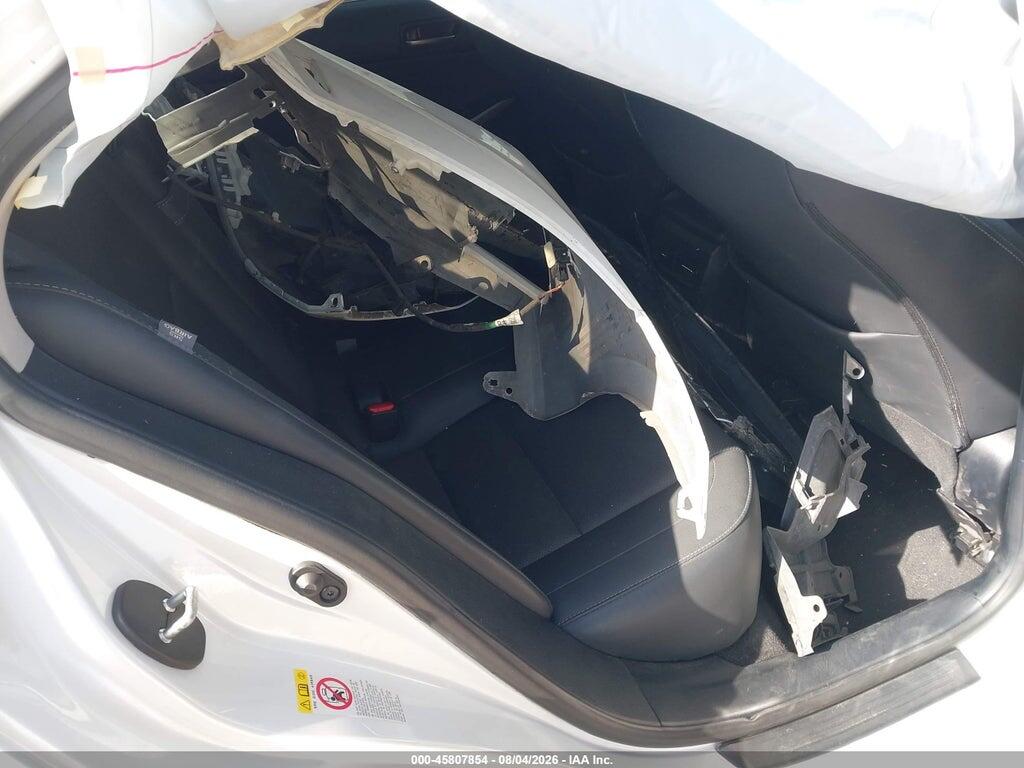 JTHBA1D2XJ5065934 2018 LEXUS IS 300 photo no. 8
