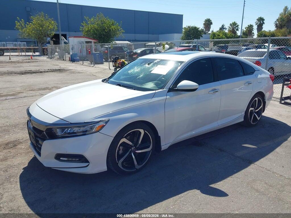 1HGCV2F34JA052689 2018 HONDA ACCORD photo no. 2