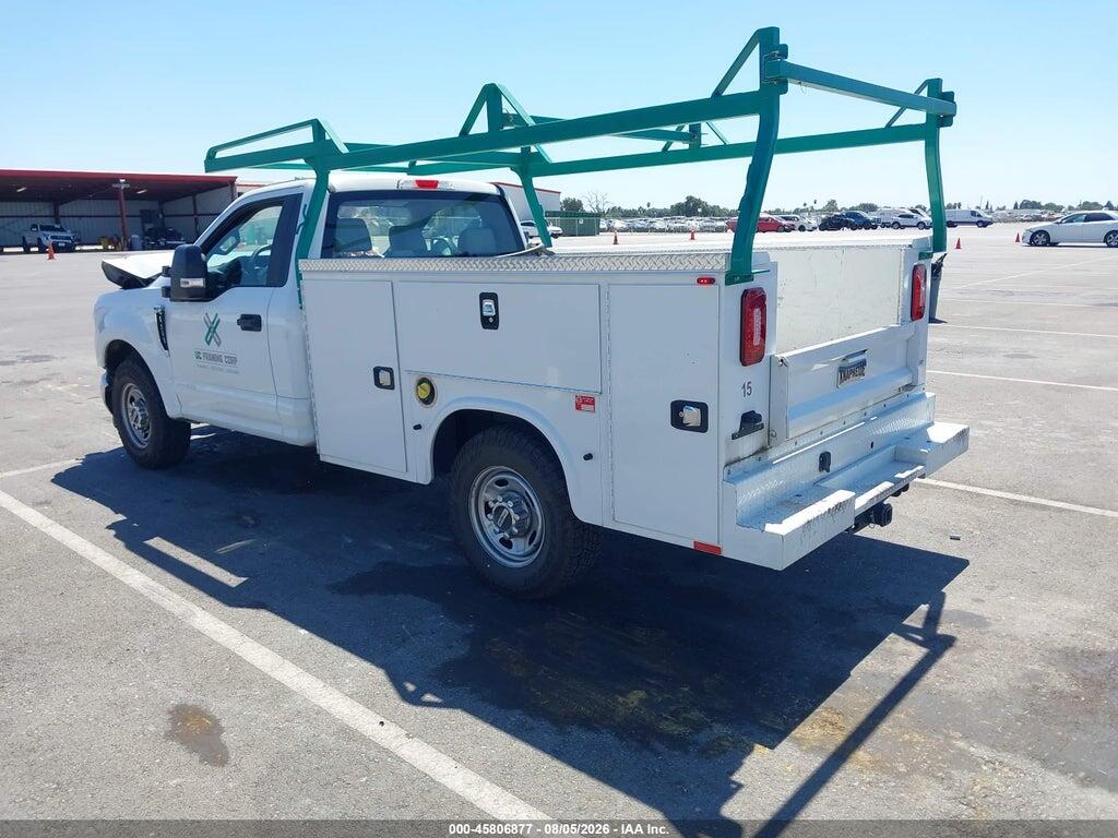 1FTBF2A62JEB11594 2018 FORD F-250 photo no. 3