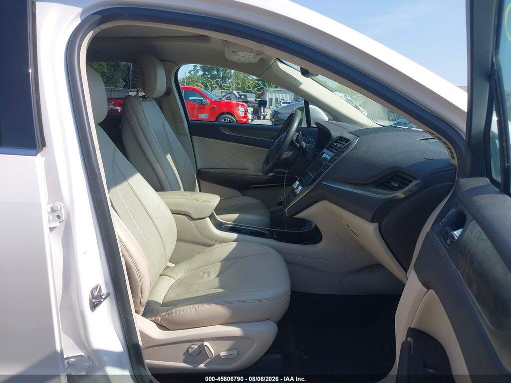 5LMTJ3DH3JUL12604 2018 LINCOLN MKC photo no. 5
