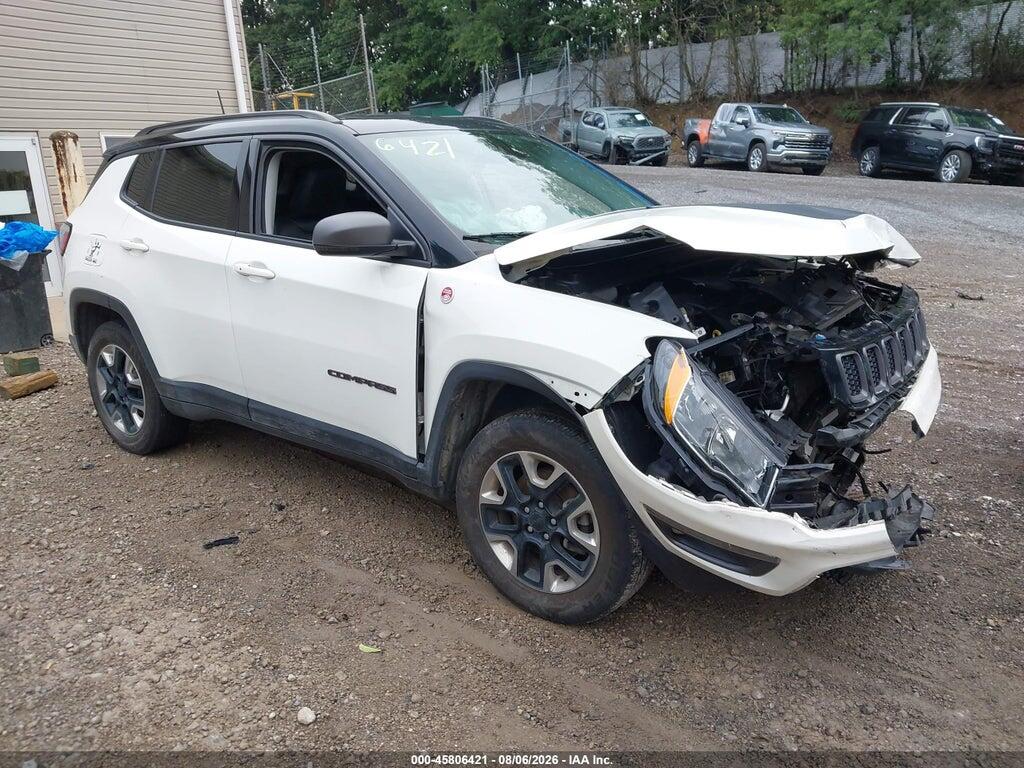 3C4NJDDB9JT343416 2018 JEEP COMPASS photo no. 1