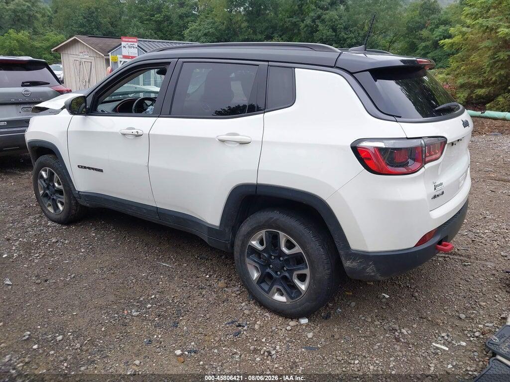 3C4NJDDB9JT343416 2018 JEEP COMPASS photo no. 3