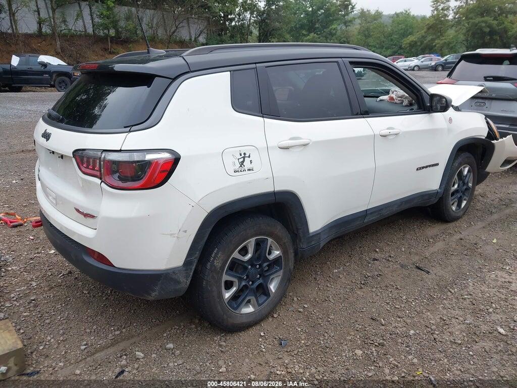 3C4NJDDB9JT343416 2018 JEEP COMPASS photo no. 4