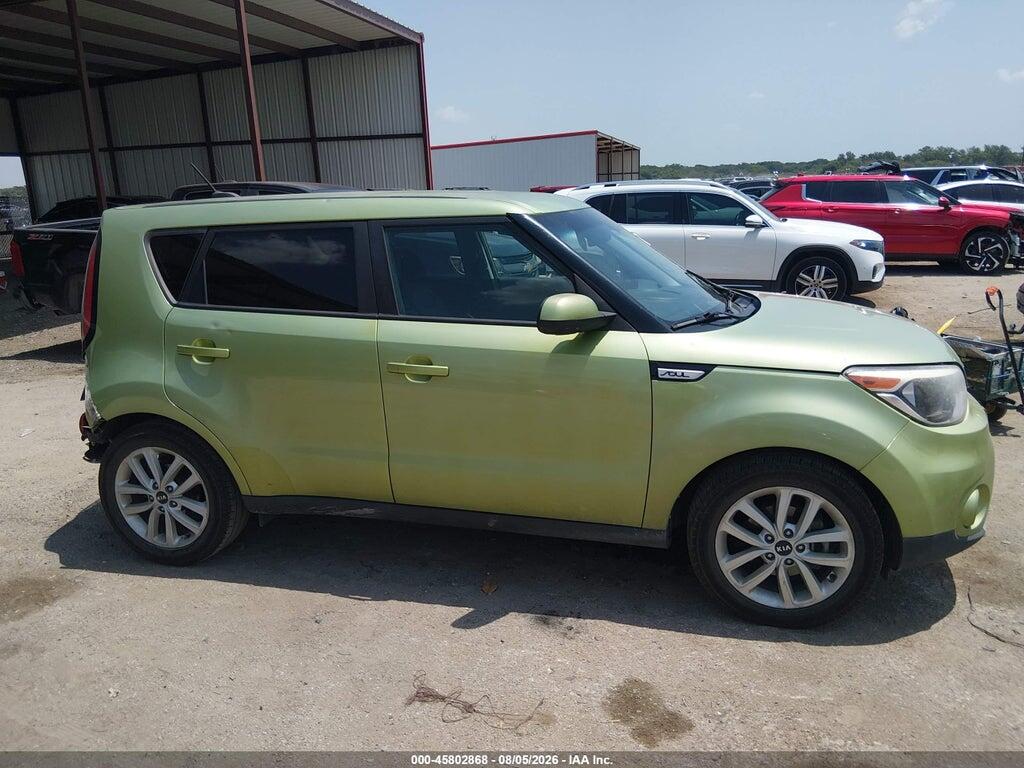 KNDJP3A5XJ7904670 2018 KIA SOUL photo no. 12
