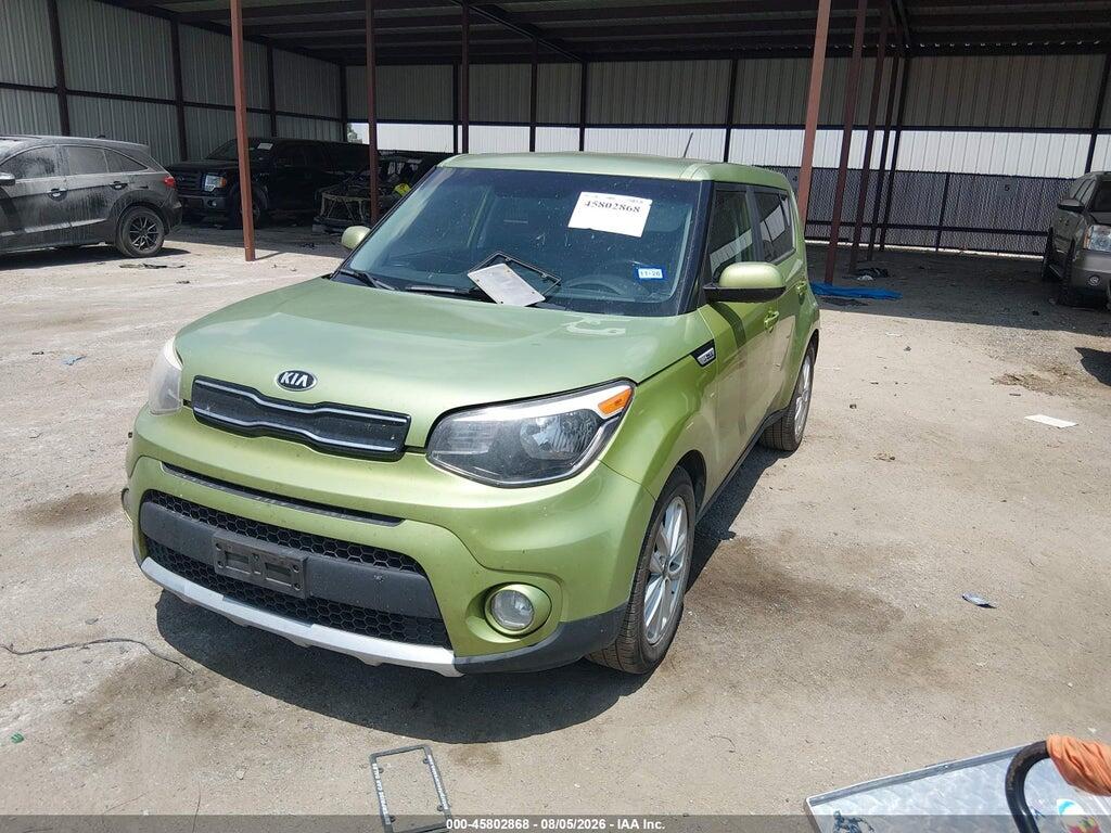 KNDJP3A5XJ7904670 2018 KIA SOUL photo no. 2
