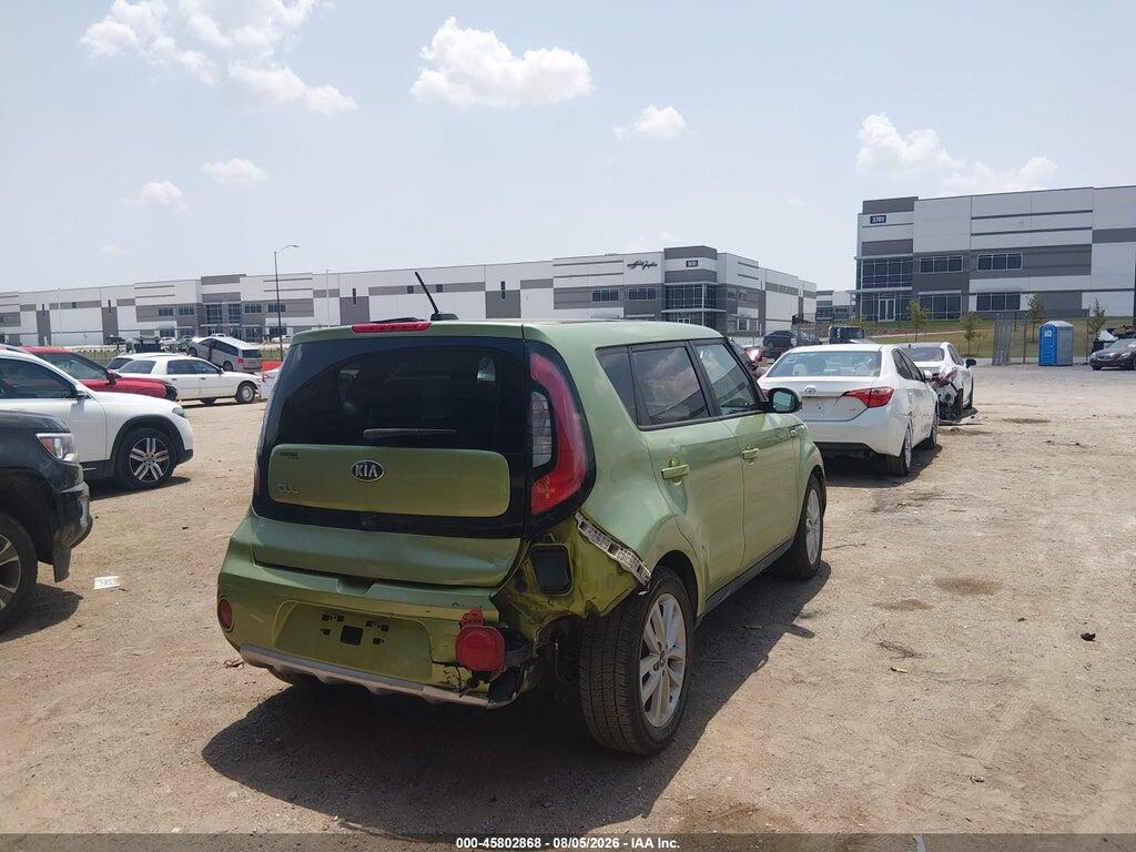 KNDJP3A5XJ7904670 2018 KIA SOUL photo no. 4