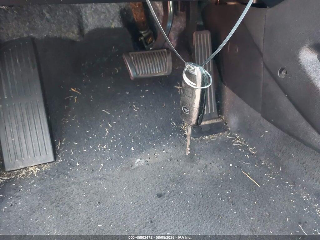 3KPFL4A71JE225153 2018 KIA FORTE photo no. 11